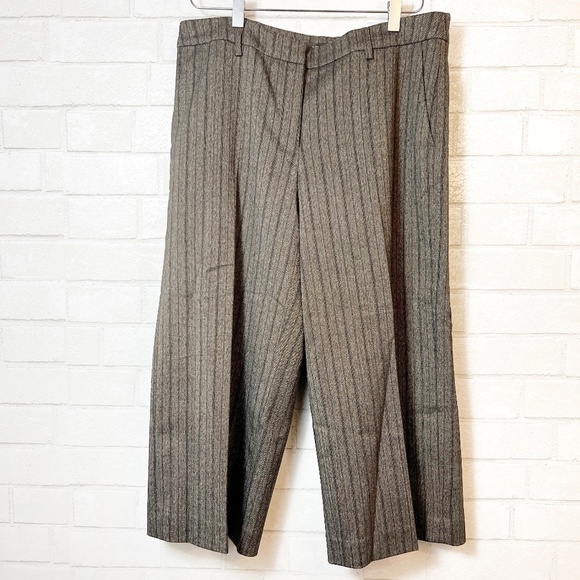 Saks Fifth Ave Black Label Striped Gray Pant Wool Blend Wide Leg Gaucho Women 10 - Picture 1 of 7